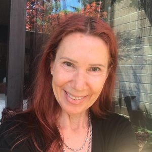 Meet your Posher, Cynthia